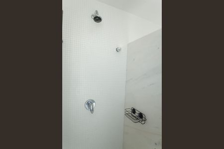 Apartamento à venda com 198m², 3 quartos e 4 vagas Apartamento à venda com 198m², 3 quartos e 4 vagasBanheiro suite 3 - master