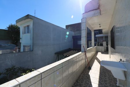 Casa para alugar com 100m², 2 quartos e sem vaga Casa para alugar com 100m², 2 quartos e sem vagaÁrea de Serviço
