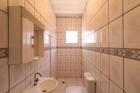 Casa para alugar com 100m², 2 quartos e sem vaga Casa para alugar com 100m², 2 quartos e sem vagaBanheiro
