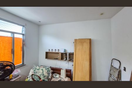 Casa à venda com 75m², 2 quartos e 1 vaga
