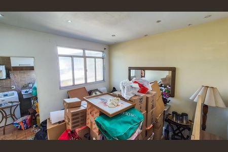 Casa à venda com 2 quartos, 75m² em Bonsucesso, Rio de Janeiro