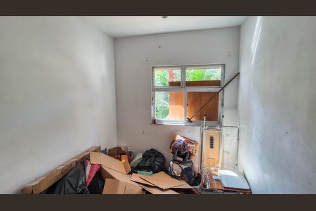 Casa à venda com 75m², 2 quartos e 1 vaga