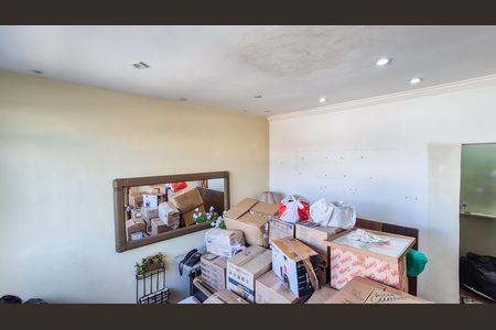 Casa à venda com 75m², 2 quartos e 1 vaga