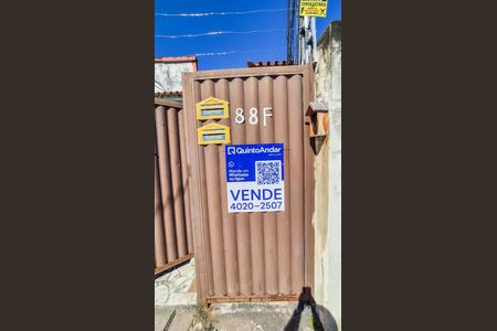 Casa à venda com 75m², 2 quartos e 1 vaga
