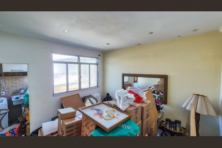 Casa à venda com 75m², 2 quartos e 1 vaga