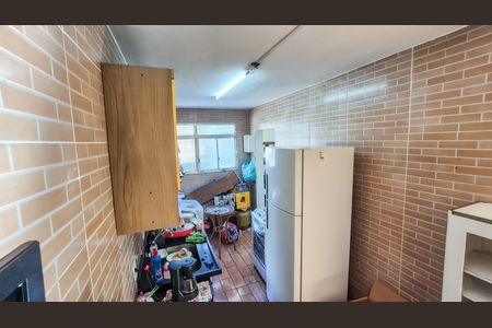 Casa à venda com 75m², 2 quartos e 1 vaga