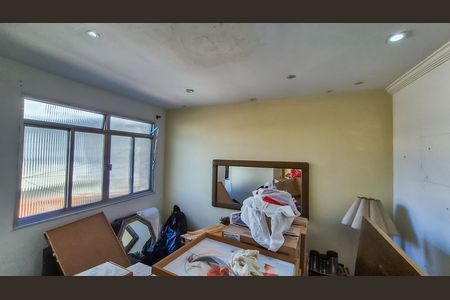 Casa à venda com 75m², 2 quartos e 1 vaga