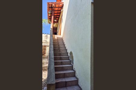Casa à venda com 75m², 2 quartos e 1 vaga