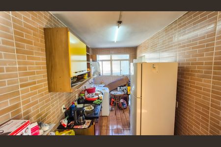 Casa à venda com 75m², 2 quartos e 1 vaga