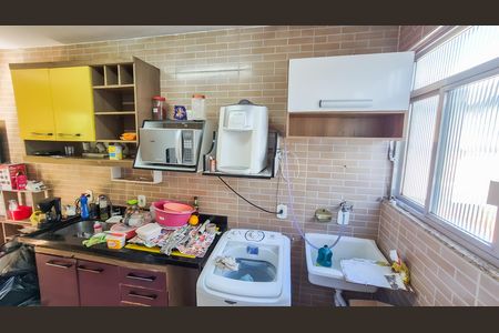 Casa à venda com 75m², 2 quartos e 1 vaga