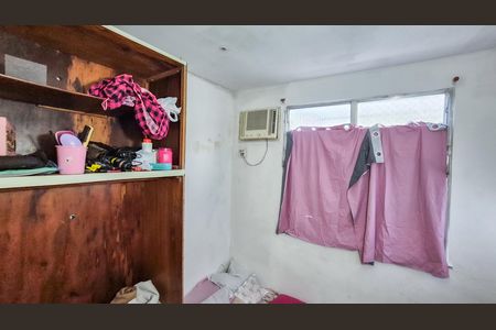 Casa à venda com 75m², 2 quartos e 1 vaga