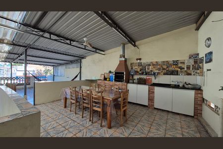 Casa para alugar com 249m², 2 quartos e 2 vagas Casa para alugar com 249m², 2 quartos e 2 vagasArea externa