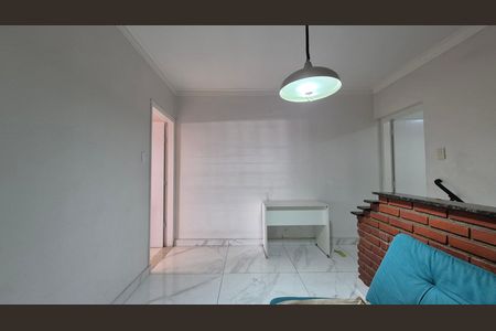 Casa para alugar com 249m², 2 quartos e 2 vagas Casa para alugar com 249m², 2 quartos e 2 vagasSala