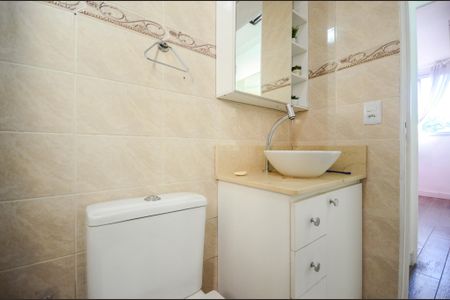 Banheiro de casa à venda com 3 quartos, 76m² em Vila dos Remedios, São Paulo