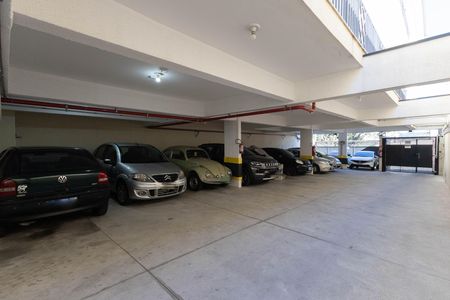 Garagem de apartamento para alugar com 2 quartos, 52m² em Vila Gustavo, São Paulo