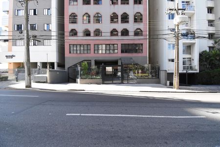 Fachada de apartamento para alugar com 1 quarto, 109m² em Cabral, Curitiba