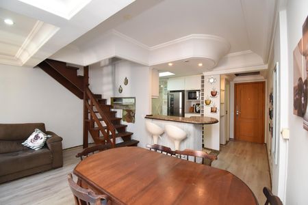 Apartamento para alugar com 1 quarto, 109m² em Cabral, Curitiba