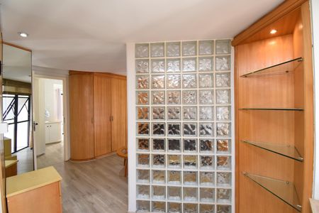 Escritório/Sala 2 de apartamento para alugar com 1 quarto, 109m² em Cabral, Curitiba