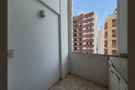 Apartamento para alugar com 109m², 1 quarto e 1 vaga