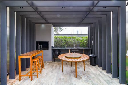 Apartamento para alugar com 39m², 1 quarto e 1 vaga Apartamento para alugar com 39m², 1 quarto e 1 vagaÁrea comum - Churrasqueira