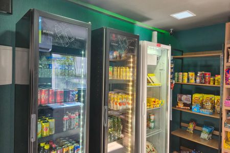 Área Comum - Mini Market de apartamento para alugar com 2 quartos, 62m² em Barra da Tijuca, Rio de Janeiro