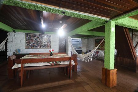 Casa à venda com 182m², 3 quartos e 3 vagasEspaço Gourmet
