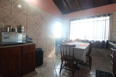 Cozinha - Armários de casa à venda com 3 quartos, 182m² em Estância Velha, Canoas
