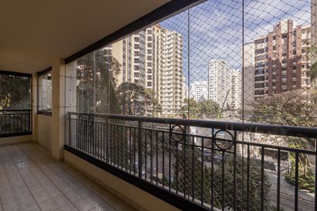 Apartamento para alugar com 129m², 3 quartos e 2 vagas Apartamento para alugar com 129m², 3 quartos e 2 vagasSacada