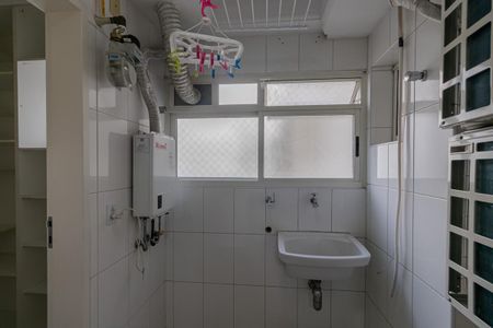 Apartamento para alugar com 129m², 3 quartos e 2 vagas Apartamento para alugar com 129m², 3 quartos e 2 vagasÁrea de Serviço