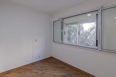 Apartamento para alugar com 129m², 3 quartos e 2 vagas Apartamento para alugar com 129m², 3 quartos e 2 vagasSuíte