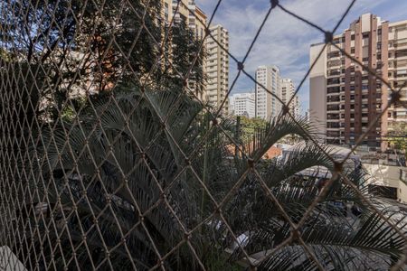 Apartamento para alugar com 129m², 3 quartos e 2 vagas Apartamento para alugar com 129m², 3 quartos e 2 vagasVista do Quarto 1