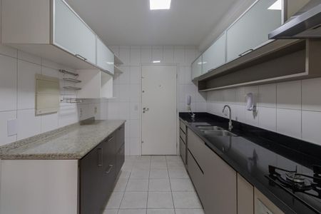 Apartamento para alugar com 129m², 3 quartos e 2 vagas Apartamento para alugar com 129m², 3 quartos e 2 vagasCozinha