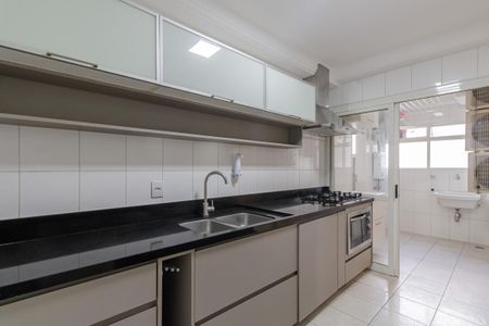 Apartamento para alugar com 129m², 3 quartos e 2 vagas Apartamento para alugar com 129m², 3 quartos e 2 vagasCozinha