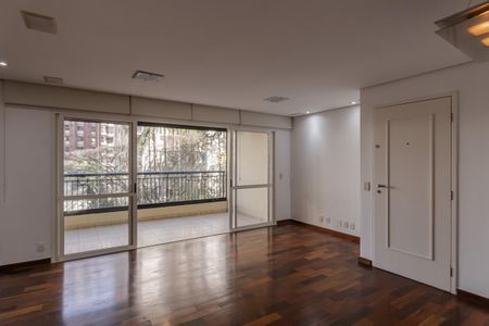 Apartamento para alugar com 129m², 3 quartos e 2 vagas Apartamento para alugar com 129m², 3 quartos e 2 vagasSala