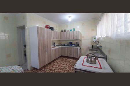 Cozinha de casa à venda com 4 quartos, 231m² em Vila Campesina, Osasco