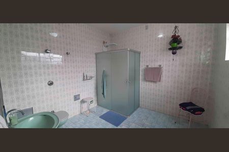 Banheiro de casa à venda com 4 quartos, 231m² em Vila Campesina, Osasco