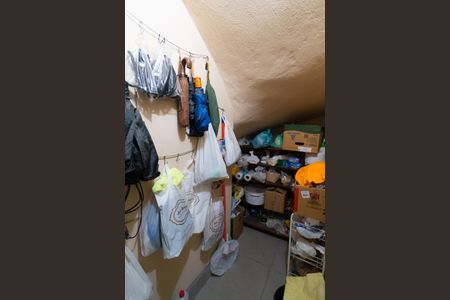 Depósito de casa à venda com 2 quartos, 143m² em Jardim Oriental, São Paulo