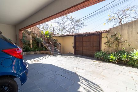 Garagem de casa à venda com 4 quartos, 278m² em Adalgisa, São Paulo