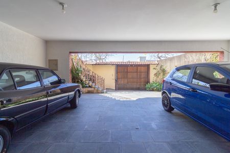 Garagem de casa à venda com 4 quartos, 278m² em Adalgisa, São Paulo