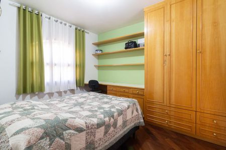 Casa à venda com 278m², 4 quartos e 7 vagas Casa à venda com 278m², 4 quartos e 7 vagasQuarto 4 - Suíte