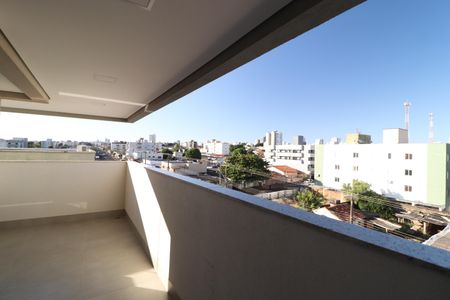 Apartamento para alugar com 82m², 3 quartos e 2 vagasVaranda