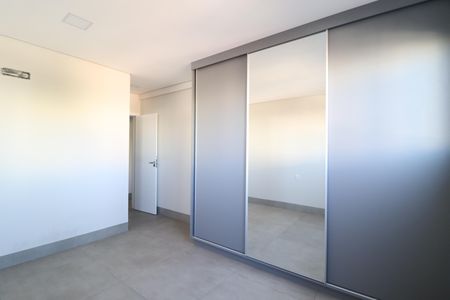 Apartamento para alugar com 82m², 3 quartos e 2 vagasQuarto 3 - Suíte