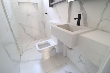 Apartamento para alugar com 82m², 3 quartos e 2 vagasBanheiro Social