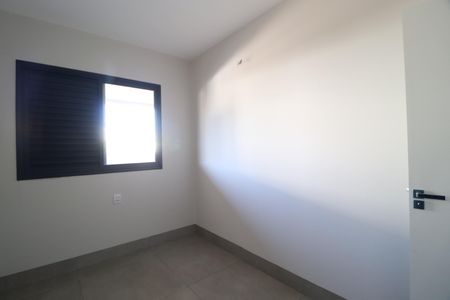 Apartamento para alugar com 82m², 3 quartos e 2 vagasQuarto 2