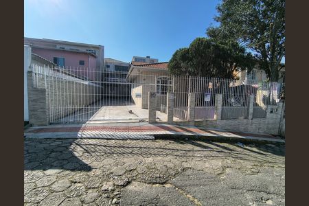 Fachada de casa para alugar com 1 quarto, 45m² em Monte Cristo, Florianópolis