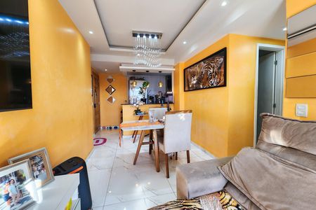 Apartamento à venda com 55m², 2 quartos e 1 vagaSala 
