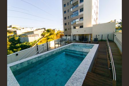 Apartamento à venda com 107m², 3 quartos e 2 vagas Apartamento à venda com 107m², 3 quartos e 2 vagasArea Comum - Piscina