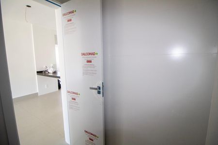 Apartamento à venda com 107m², 3 quartos e 2 vagas Apartamento à venda com 107m², 3 quartos e 2 vagasLavabo