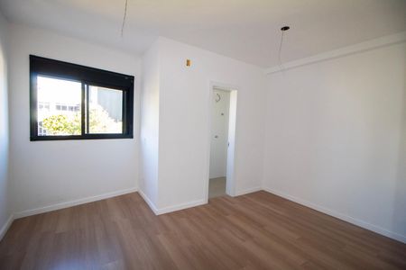 Apartamento à venda com 107m², 3 quartos e 2 vagas Apartamento à venda com 107m², 3 quartos e 2 vagasQuarto 03- Suite