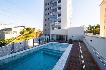 Apartamento à venda com 107m², 3 quartos e 2 vagas Apartamento à venda com 107m², 3 quartos e 2 vagasArea Comum - Piscina